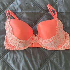 Victoria’s Secret lined perfect coverage36DD